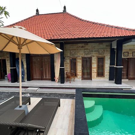 Nari Homestay Canggu Buitenkant foto