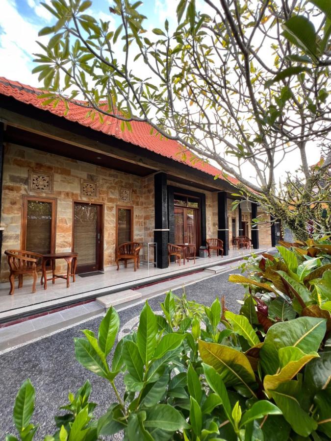 Nari Homestay Canggu Buitenkant foto